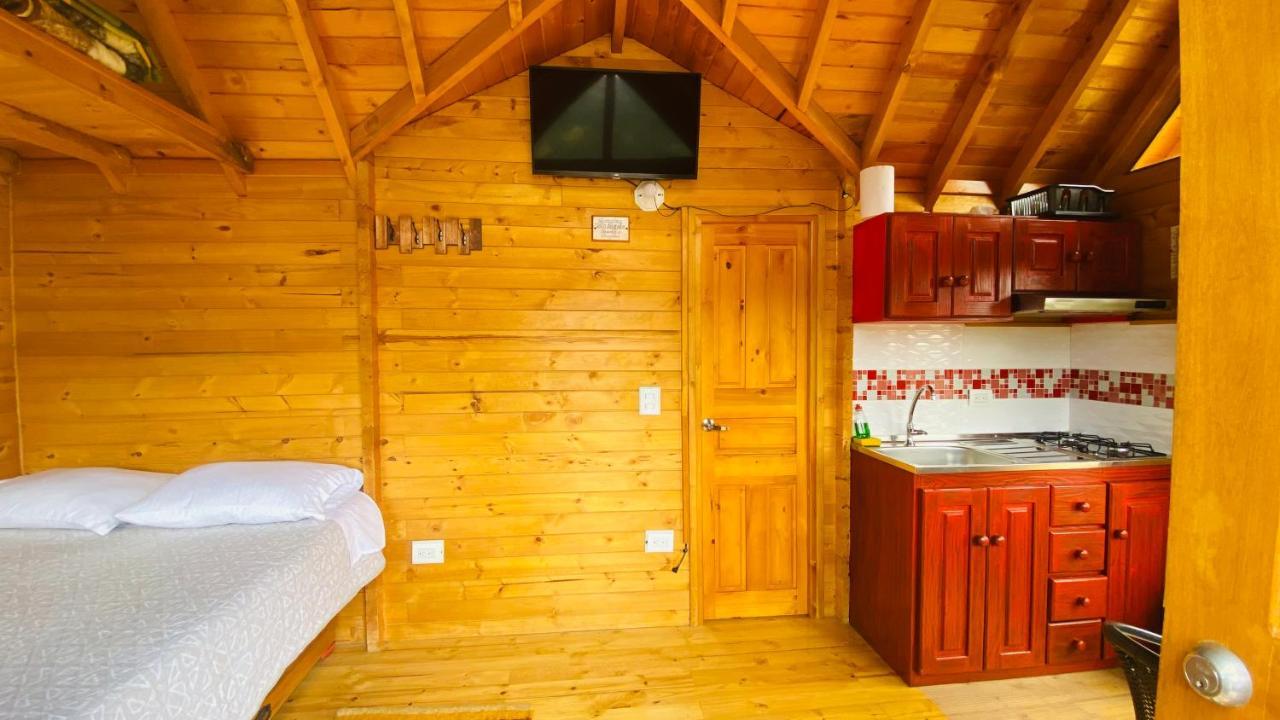Lodge Angela Glamping & Tiny *
